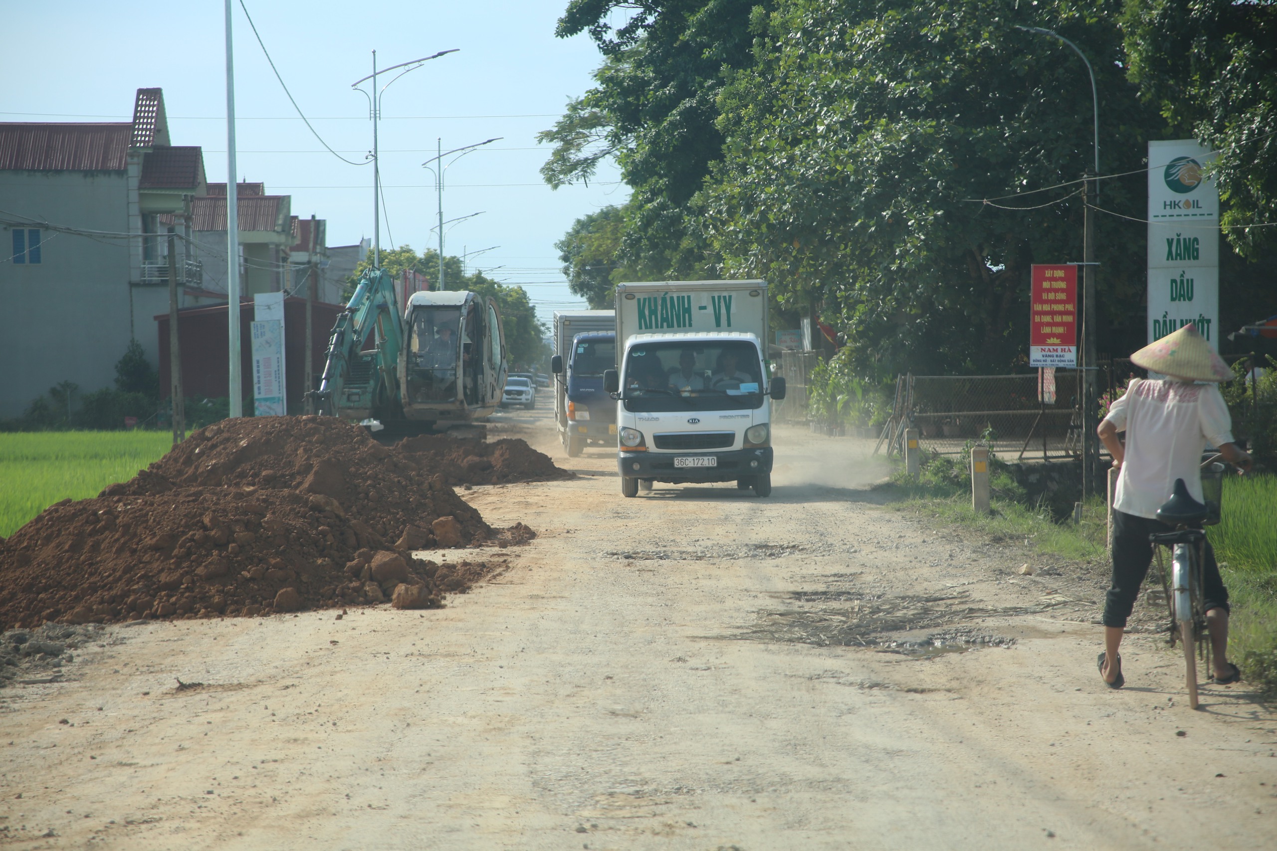 Hàng trăm hộ dân sống khổ bên dự án "rùa bò"- Ảnh 9.