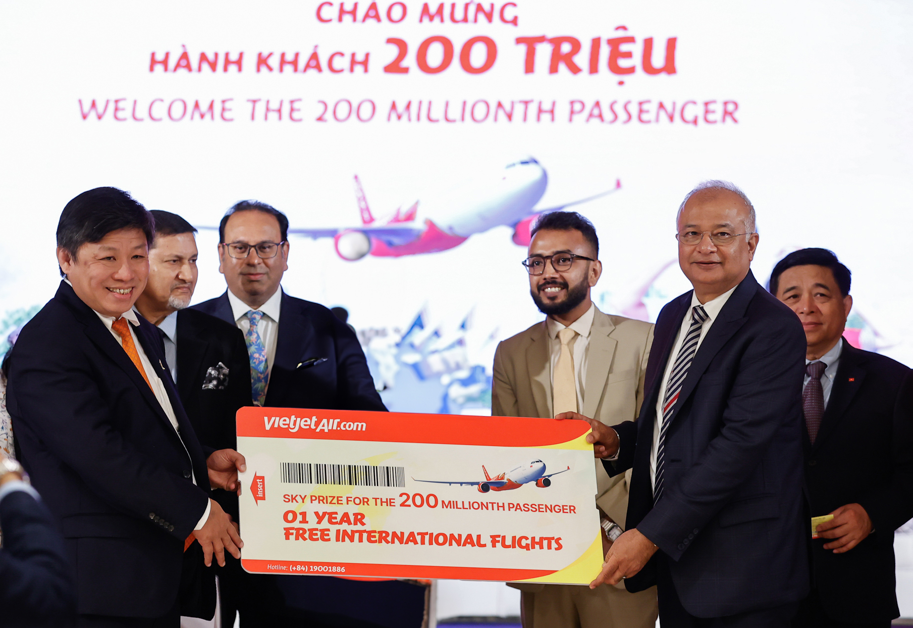 Vietjet tặng 1 năm bay miễn phí cho hành khách thứ 200 triệu, mở đường bay mới tới Ấn Độ- Ảnh 2.