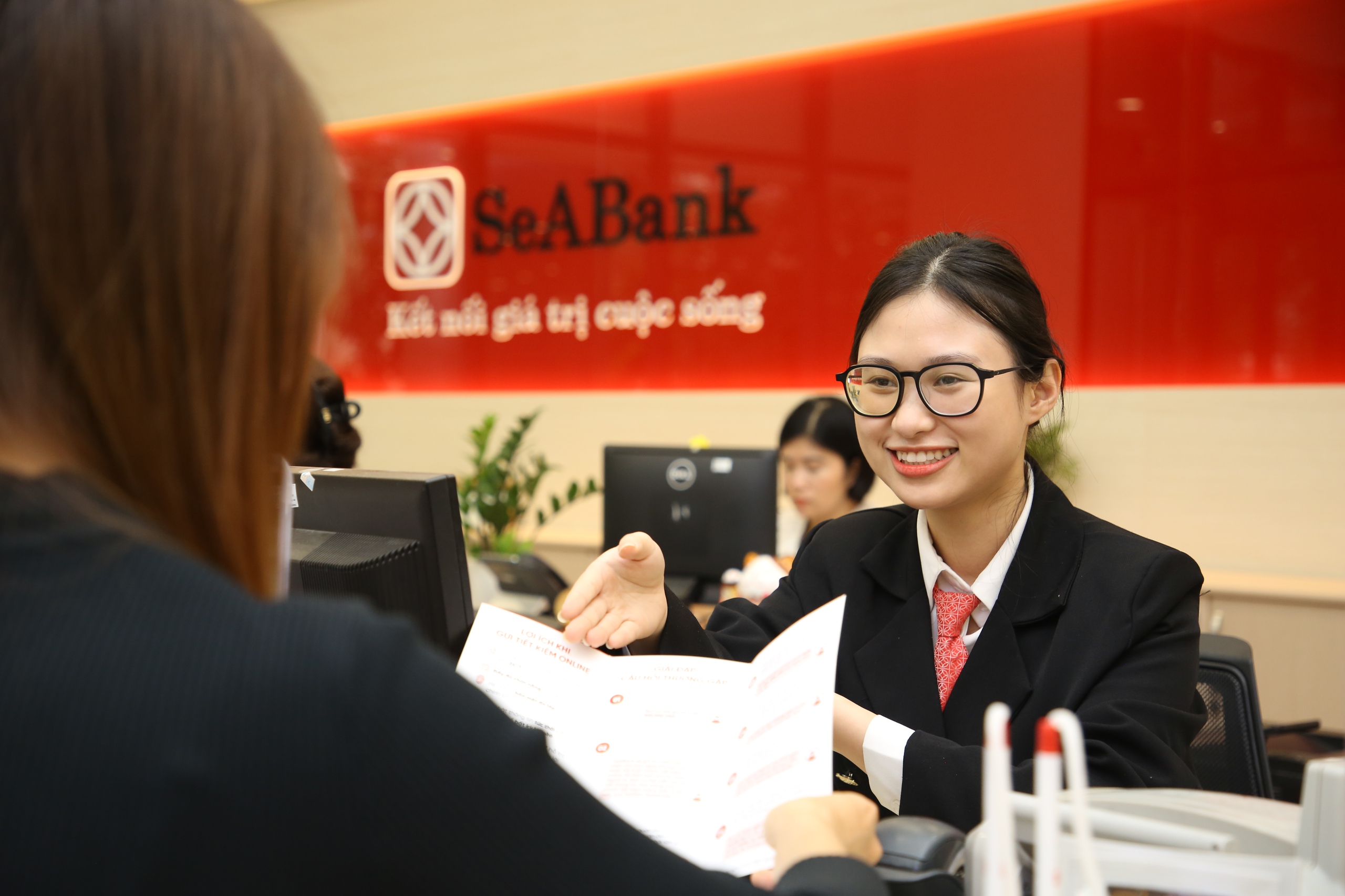 SeABank lọt top 500 doanh nghiệp lớn nhất Đông Nam Á- Ảnh 1.