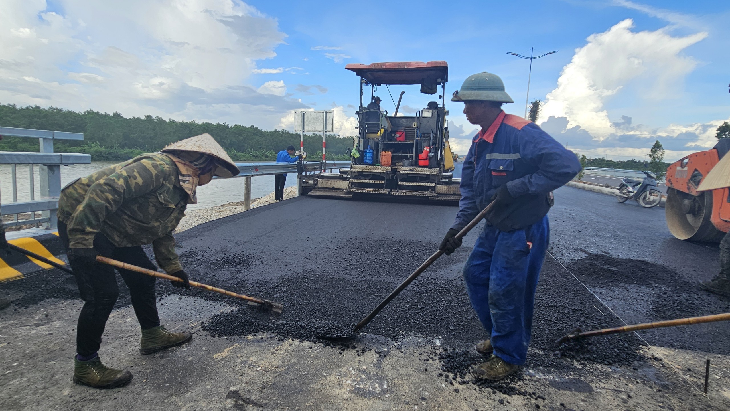 Toàn cảnh cây cầu gần 2.000 tỷ nối Hải Phòng - Quảng Ninh sắp được thông xe- Ảnh 6.