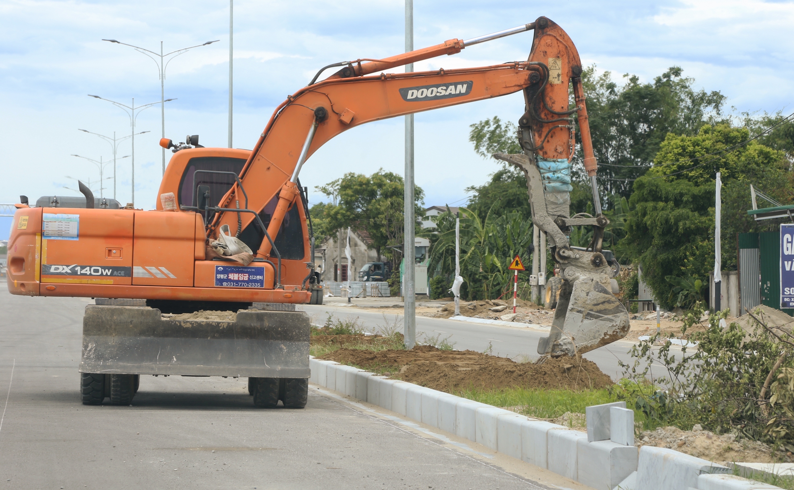 Ngắm đại lộ nghìn tỷ nối Vinh - Cửa Lò sắp về đích- Ảnh 8.