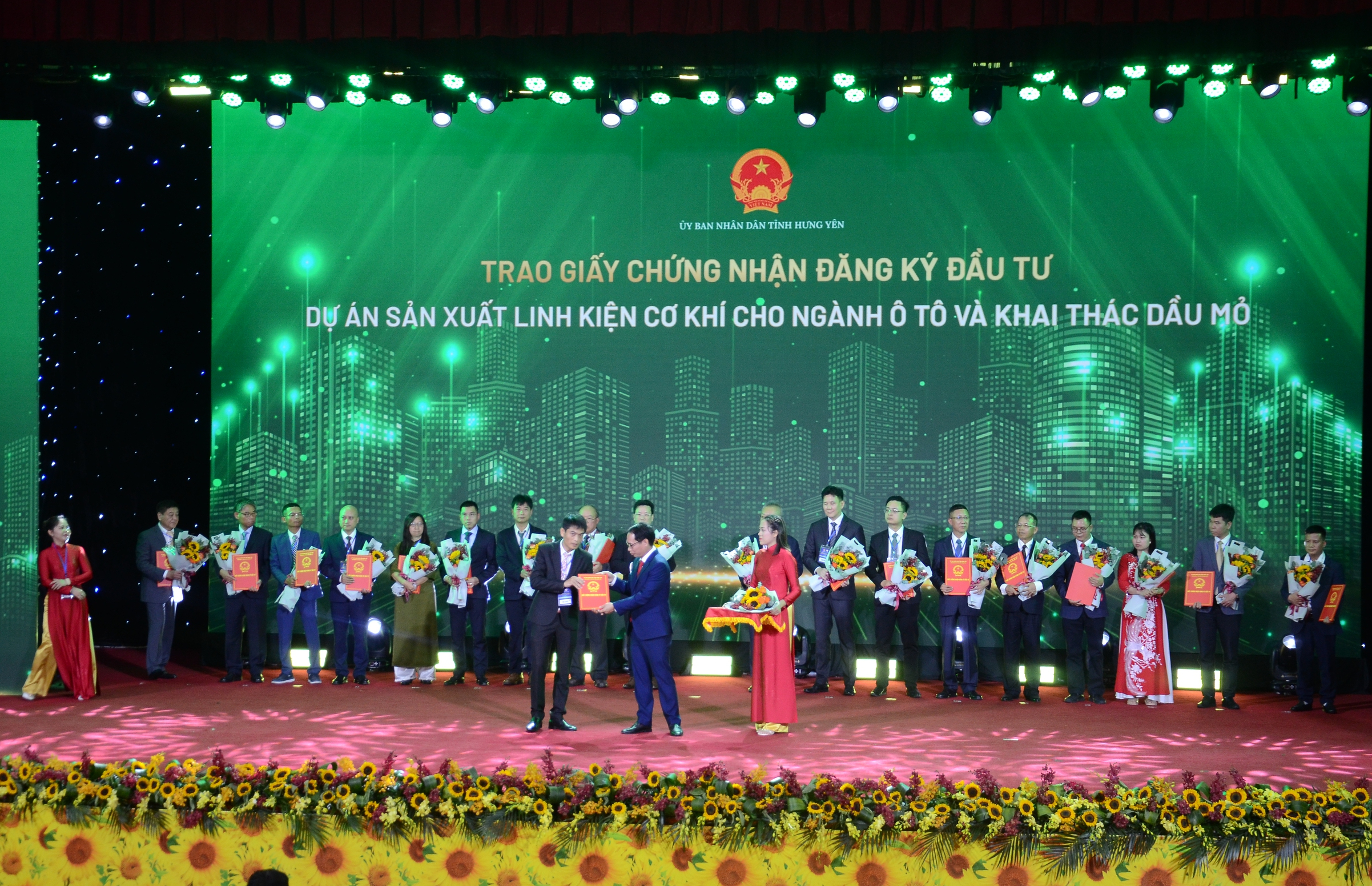 Hơn 26.000 tỷ đồng đầu tư vào Hưng Yên trong ngày công bố quy hoạch- Ảnh 3. Hơn 26.000 tỷ đồng đầu tư vào Hưng Yên trong ngày công bố quy hoạch- Ảnh 3.