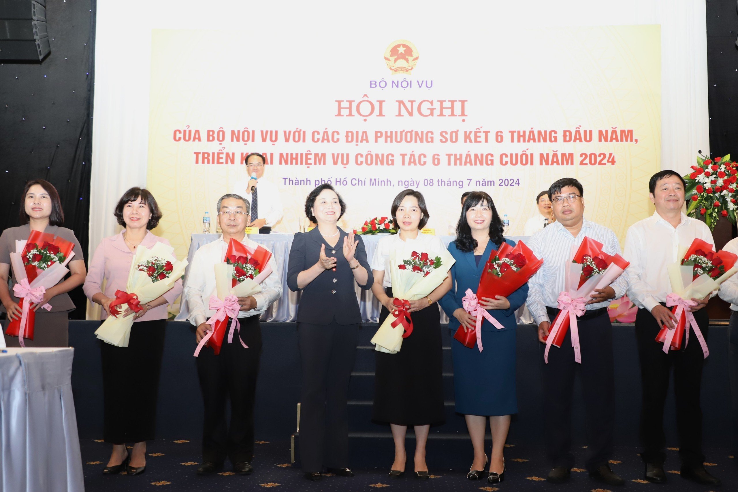 Bộ trưởng Bộ Nội vụ: Gặp khó khi triển khai cải cách tiền lương cần phản ánh ngay- Ảnh 3.