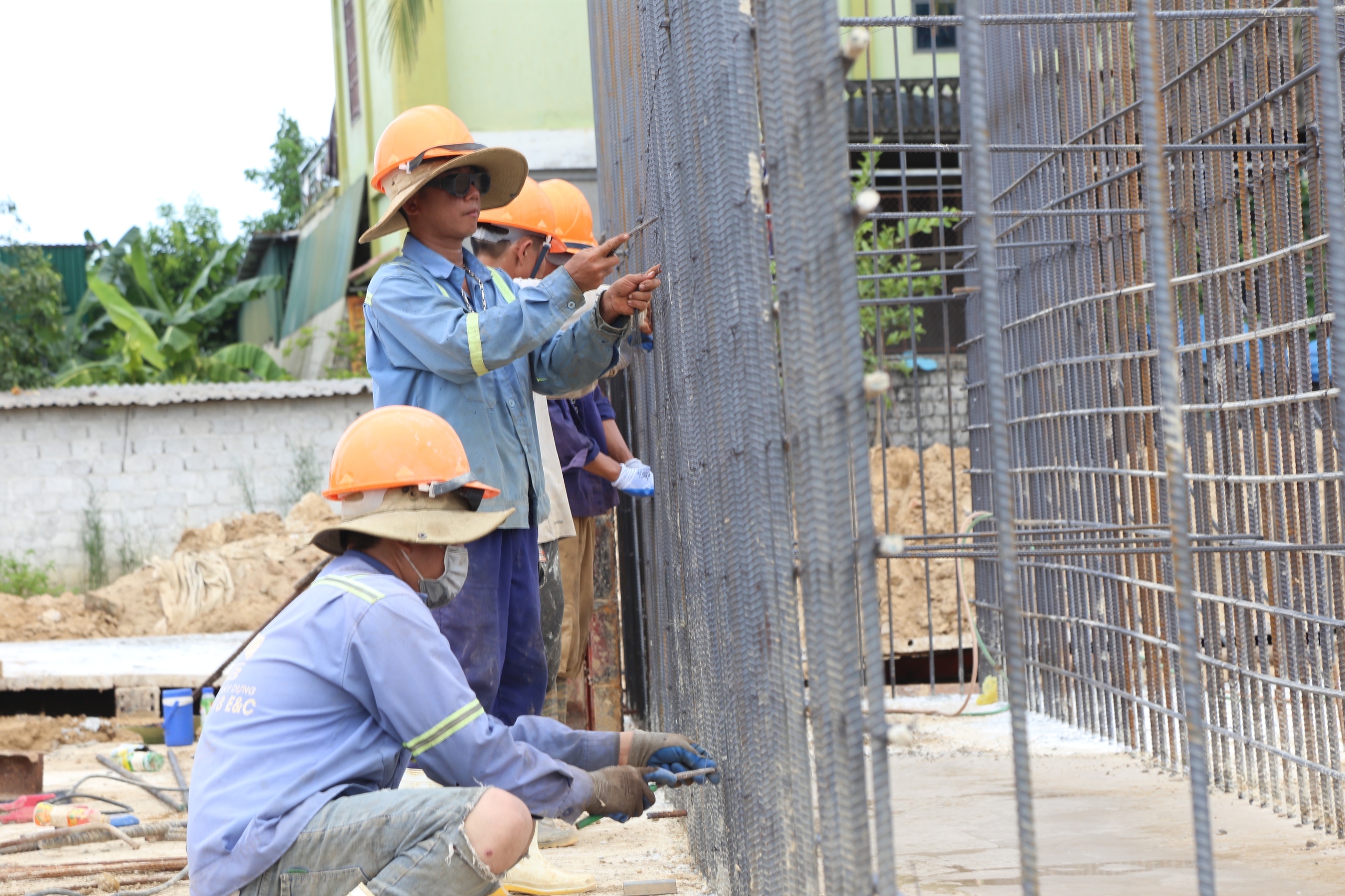 Tuyến đường ven biển hơn 5.000 tỷ đồng qua Nghệ An đang thi công ra sao?- Ảnh 10.