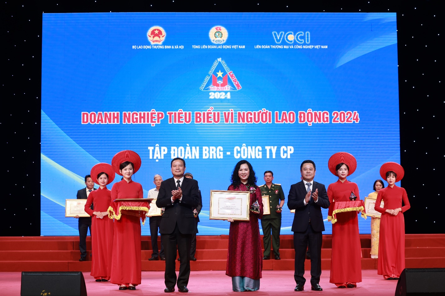 Tập đoàn BRG - top 10 doanh nghiệp tiêu biểu vì người lao động- Ảnh 1.