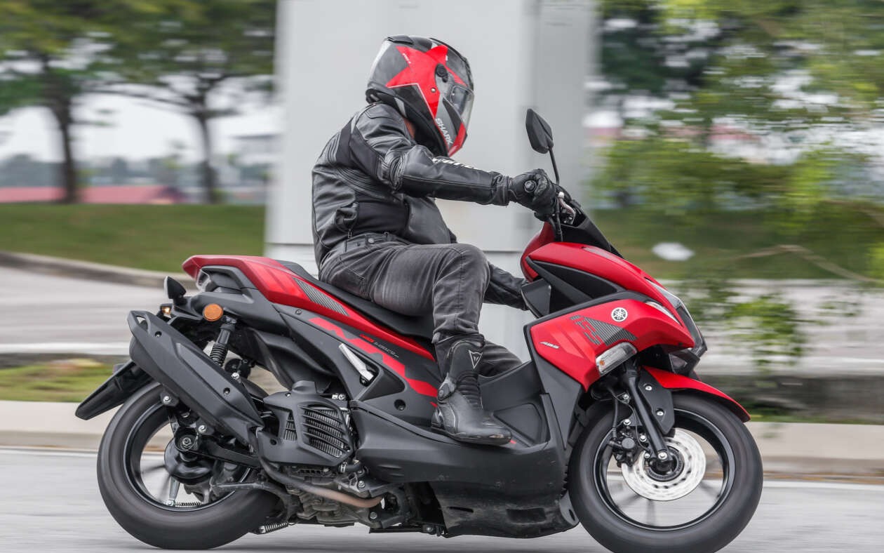 Malaysia bắt buộc xe máy trên 150 phân khối phải có phanh ABS