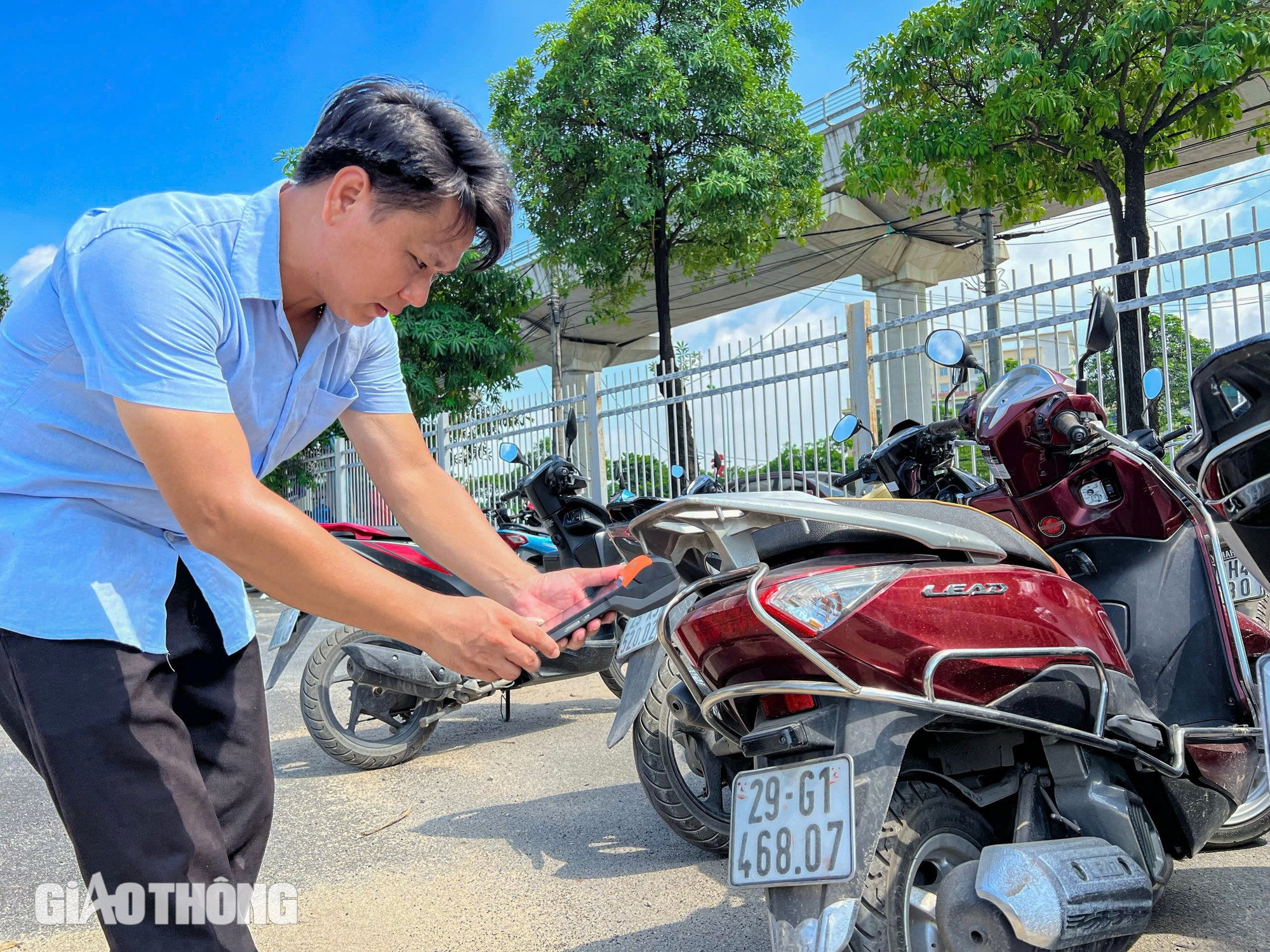 Các ga tuyến metro Nhổn - ga Hà Nội đang hoạt động thế nào?- Ảnh 6.