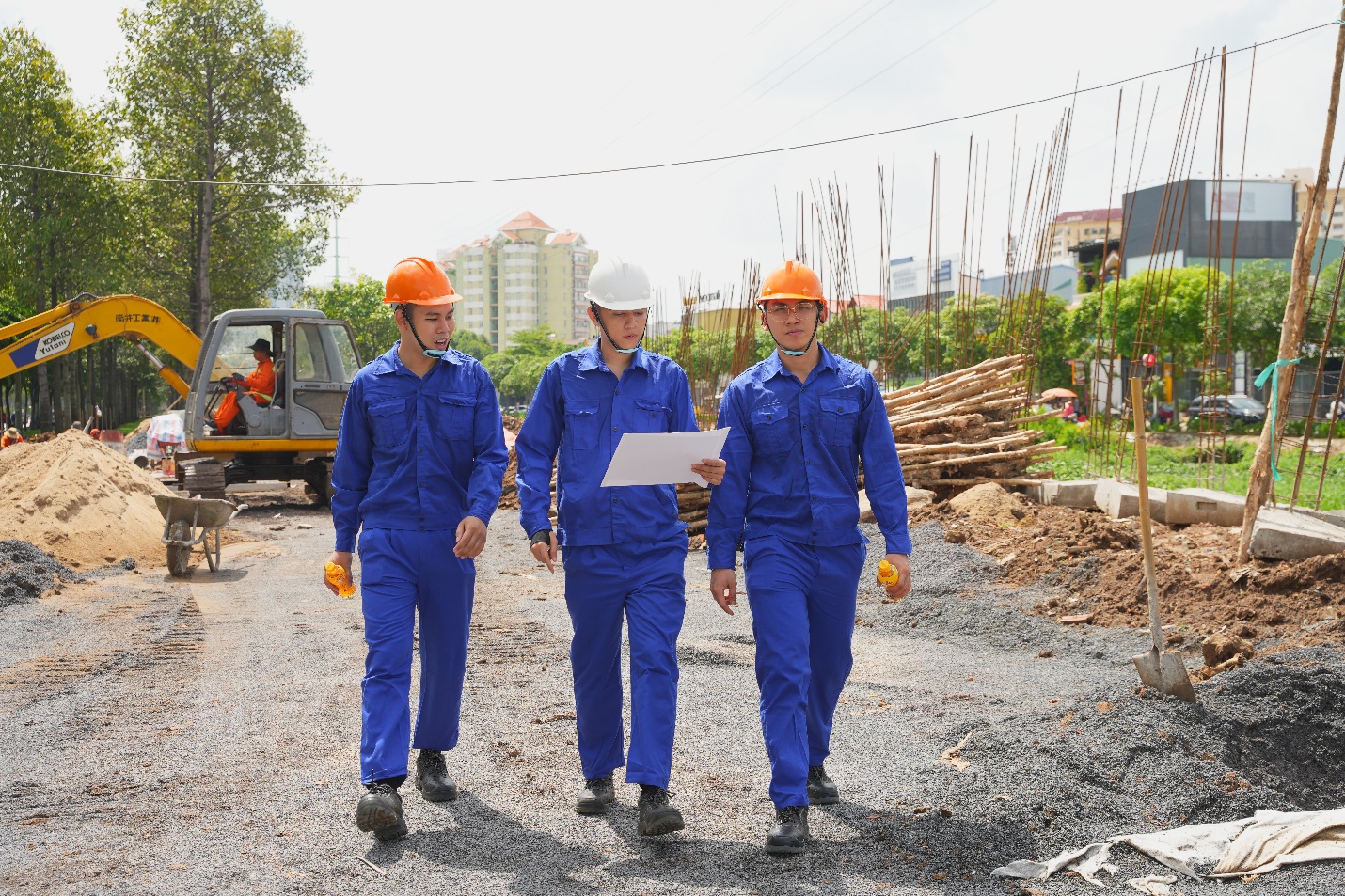 Người lao động làm gì để vượt qua thử thách, duy trì năng lượng làm việc?- Ảnh 1.