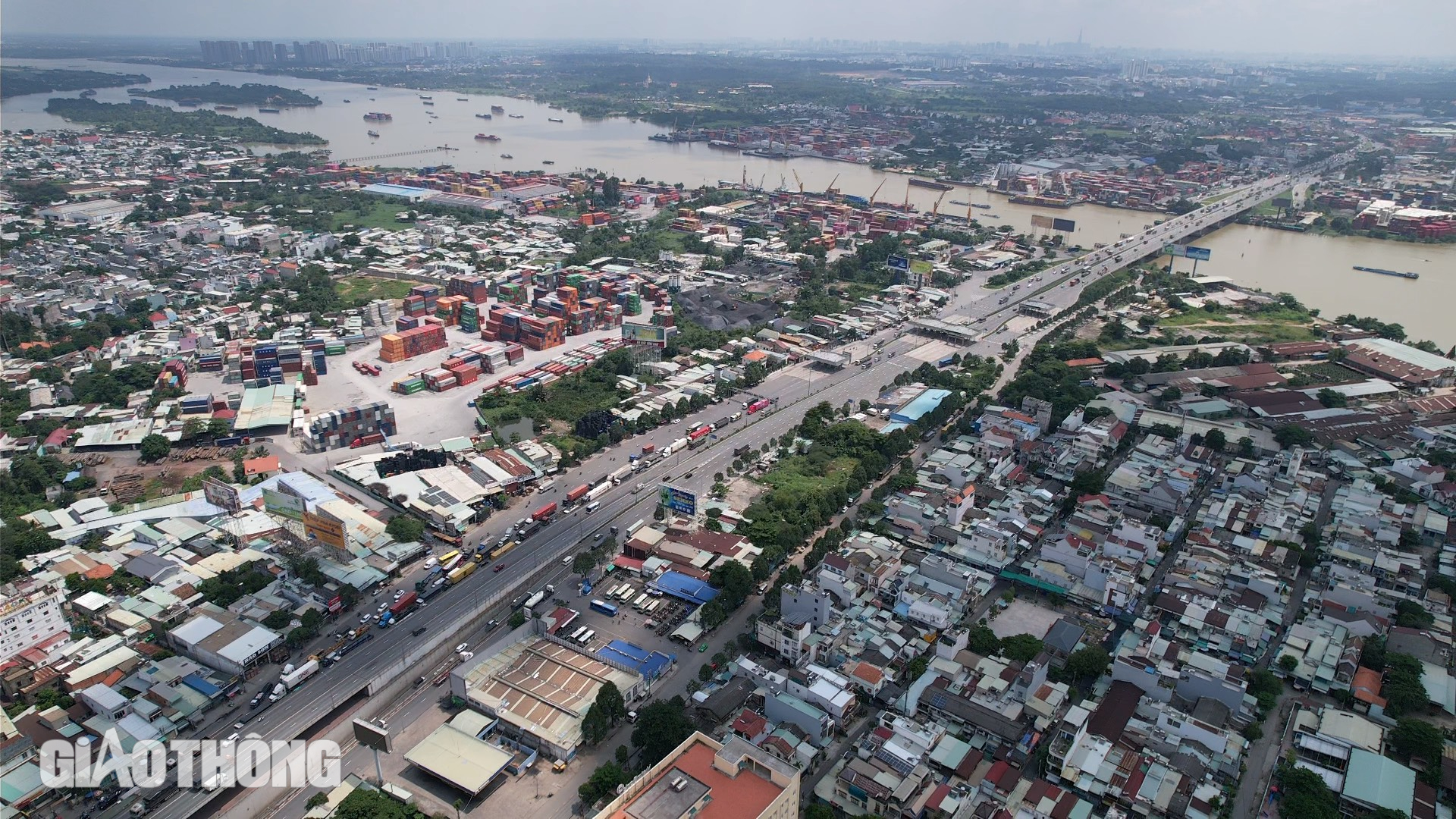 Toàn cảnh hai nút giao nghẹt thở qua Đồng Nai- Ảnh 5.