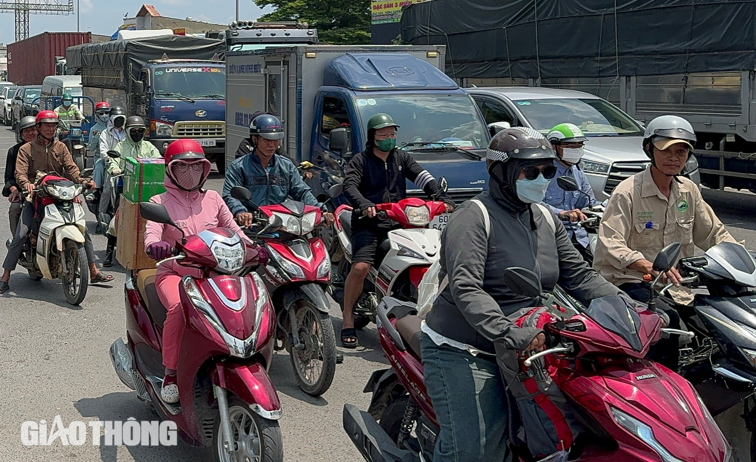 Toàn cảnh hai nút giao nghẹt thở qua Đồng Nai- Ảnh 6.