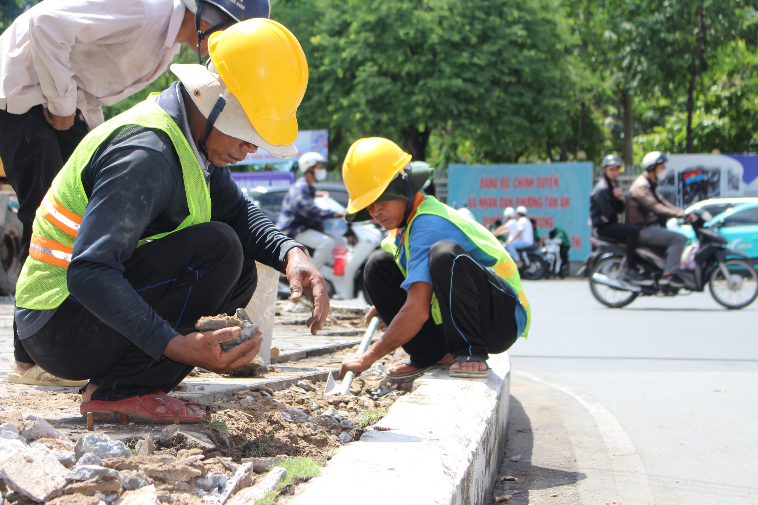 Xóa tai nạn nghiêm trọng tại các nút giao Cần Thơ nhờ đèn tín hiệu giá long môn- Ảnh 4.