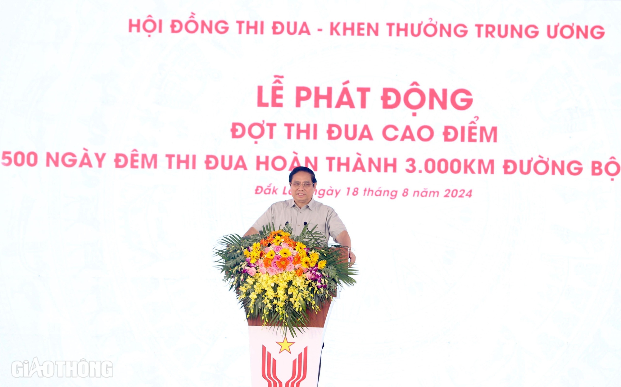 Tại lễ phát động thi đua làm cao tốc, nhà thầu Sơn Hải đề đạt 2 việc, Thủ tướng quyết ngay- Ảnh 3.