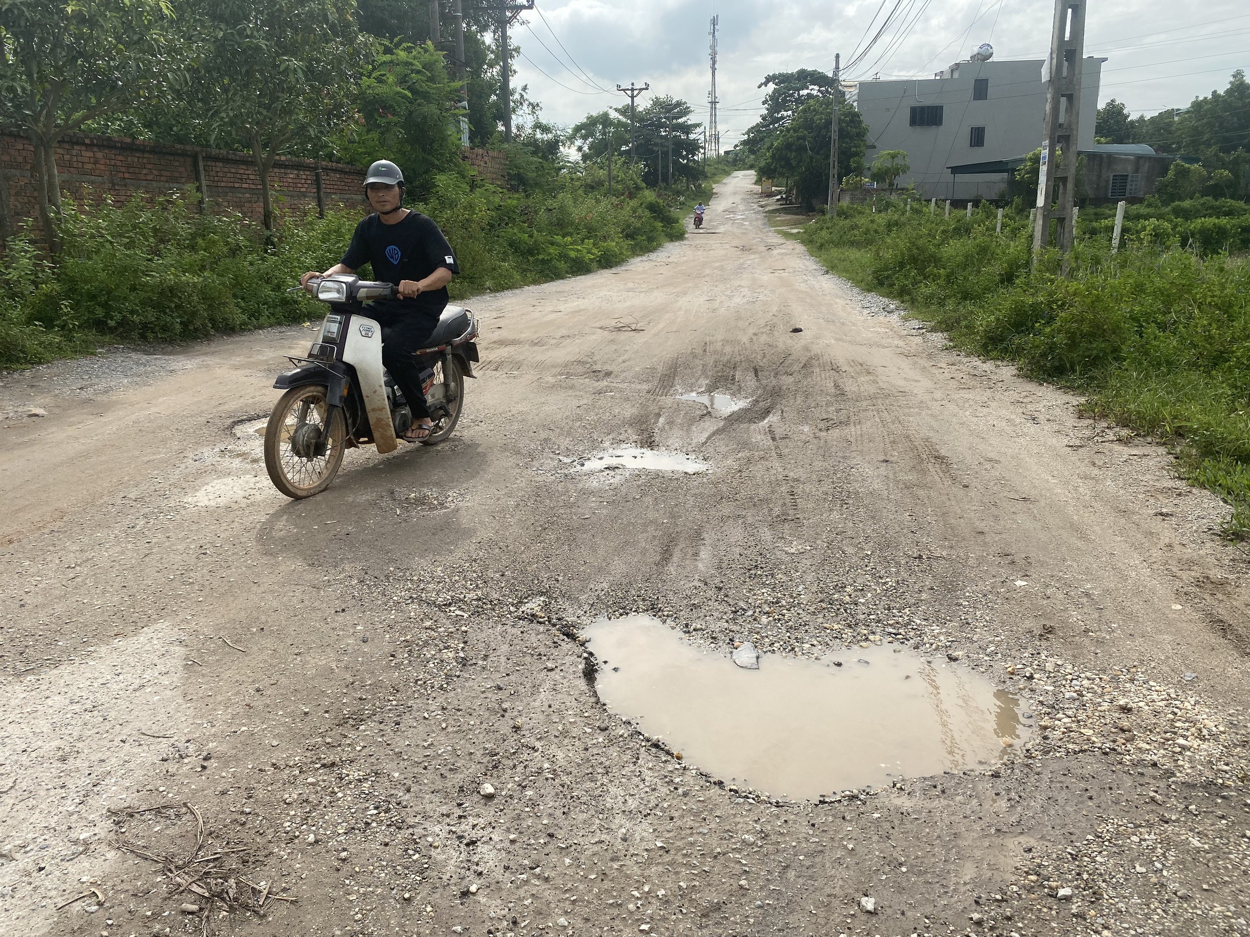 Bất an trên đoạn quốc lộ 18 cũ ở Quảng Ninh- Ảnh 1.