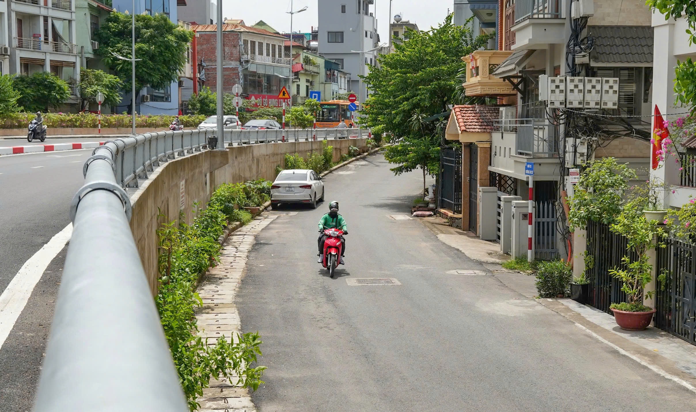 Toàn cảnh đường Âu Cơ - Nghi Tàm sắp thông xe- Ảnh 4.