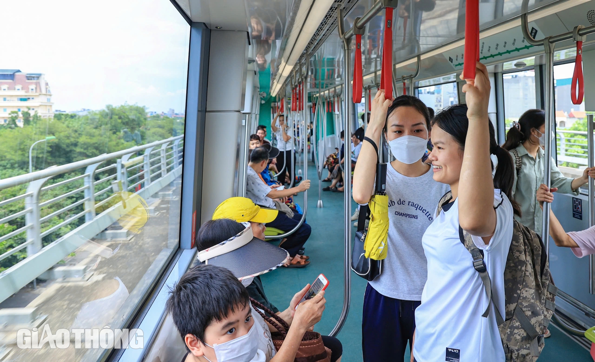 Metro Nhổn - ga Hà Nội ngày cuối miễn phí: Hết cảnh chen chân trải nghiệm- Ảnh 5.