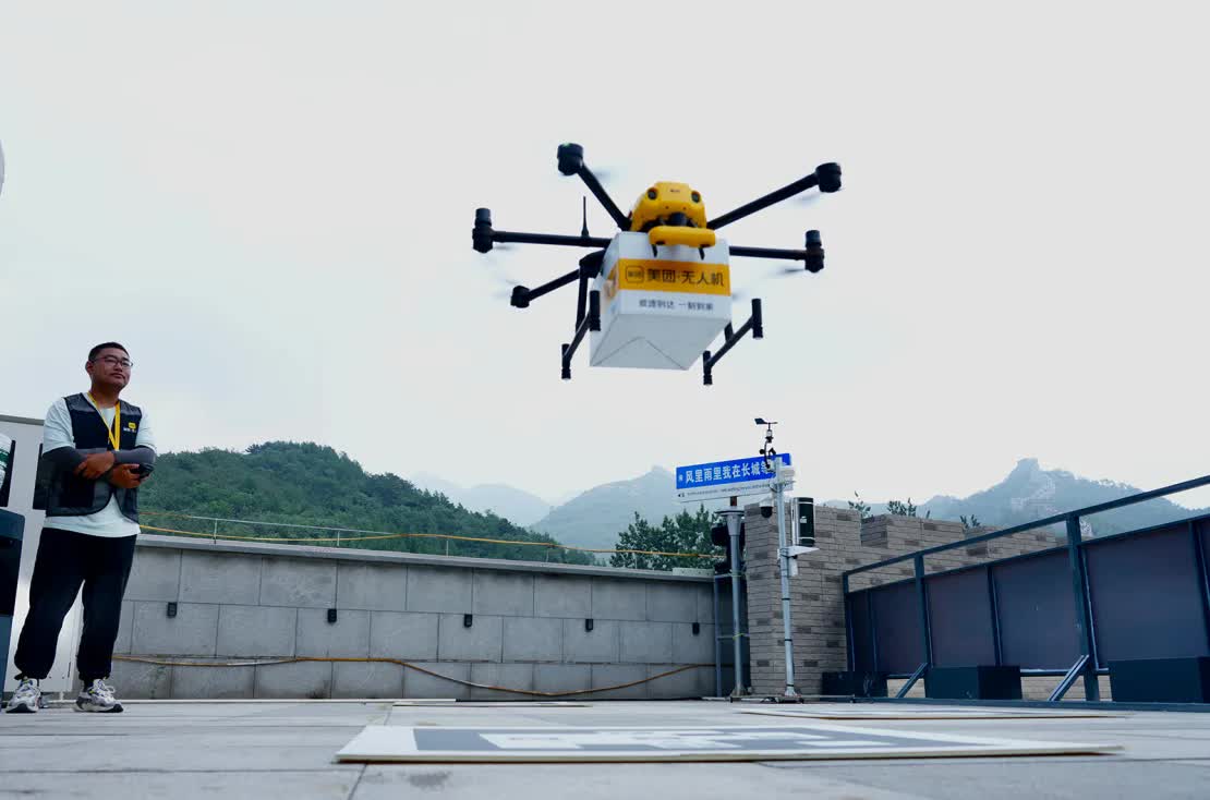 Dùng drone giao đồ ăn tới Vạn Lý Trường Thành: Từ 50 phút còn 5 phút- Ảnh 1.