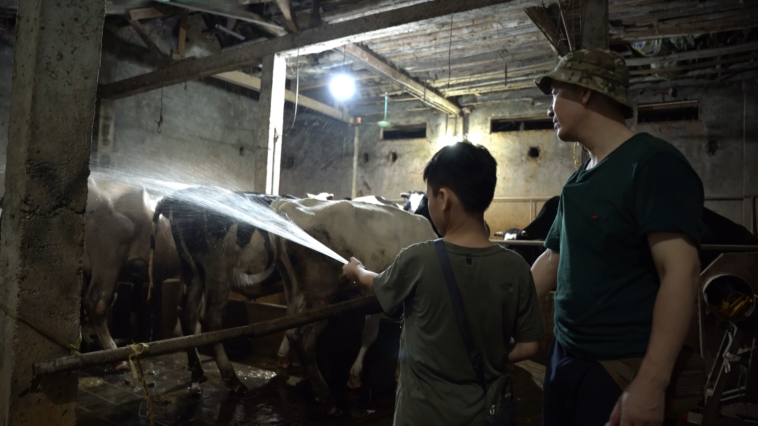 Đạo diễn Đào Thanh Hưng: Tôi bất ngờ khi vợ chồng tranh cãi đã ảnh hưởng tiêu cực đến con- Ảnh 6.