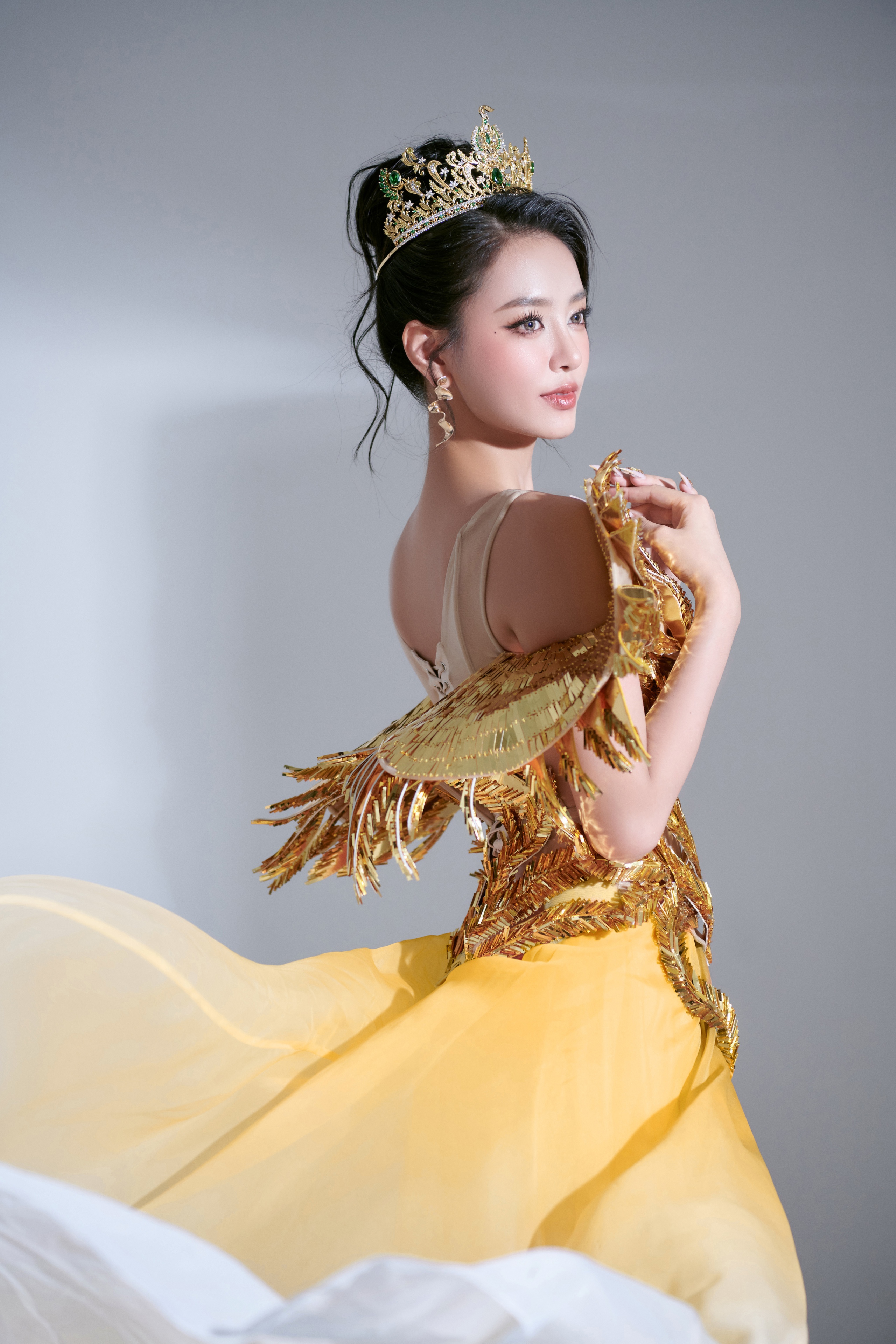 Á hậu 1 Miss Grand Vietnam 2023 Bùi Khánh Linh: Tôi dám nhận thử thách- Ảnh 11.