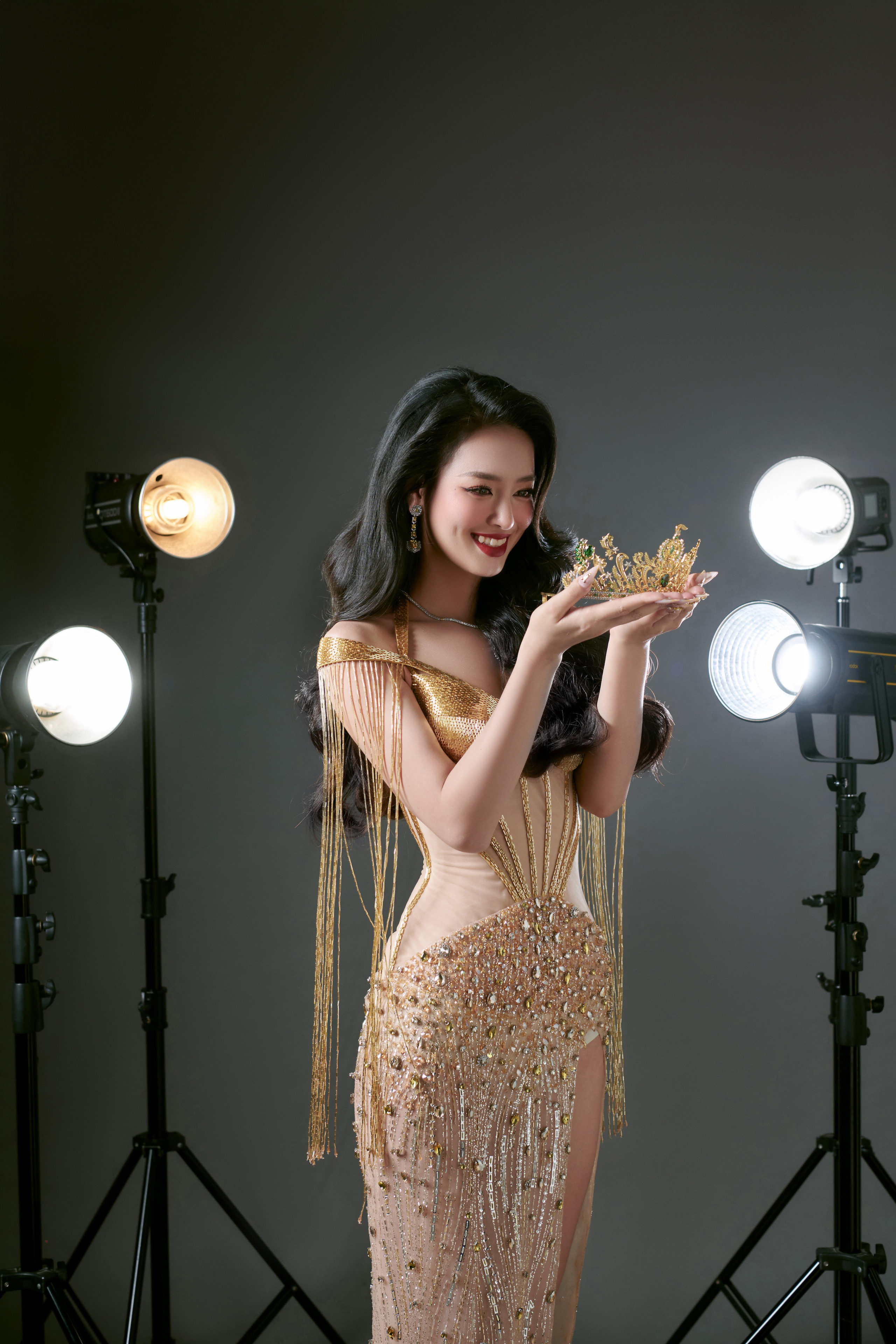 Á hậu 1 Miss Grand Vietnam 2023 Bùi Khánh Linh: Tôi dám nhận thử thách- Ảnh 14.