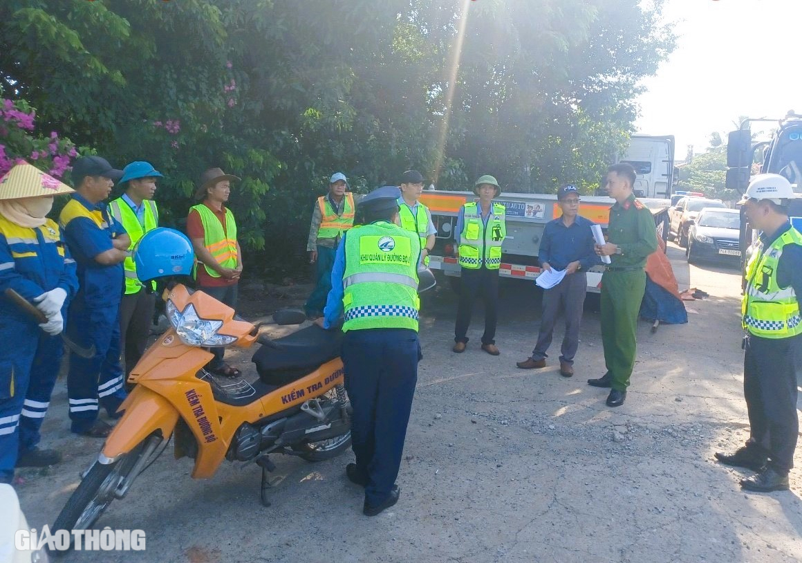 Phát quang, giải tỏa hàng nghìn biển hiệu che tầm nhìn, vi phạm hành lang đường bộ- Ảnh 5.