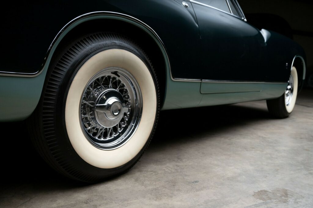Xế cổ Chrysler Styling Special 1952 lên sàn đấu giá- Ảnh 8. Xế cổ Chrysler Styling Special 1952 lên sàn đấu giá- Ảnh 8.