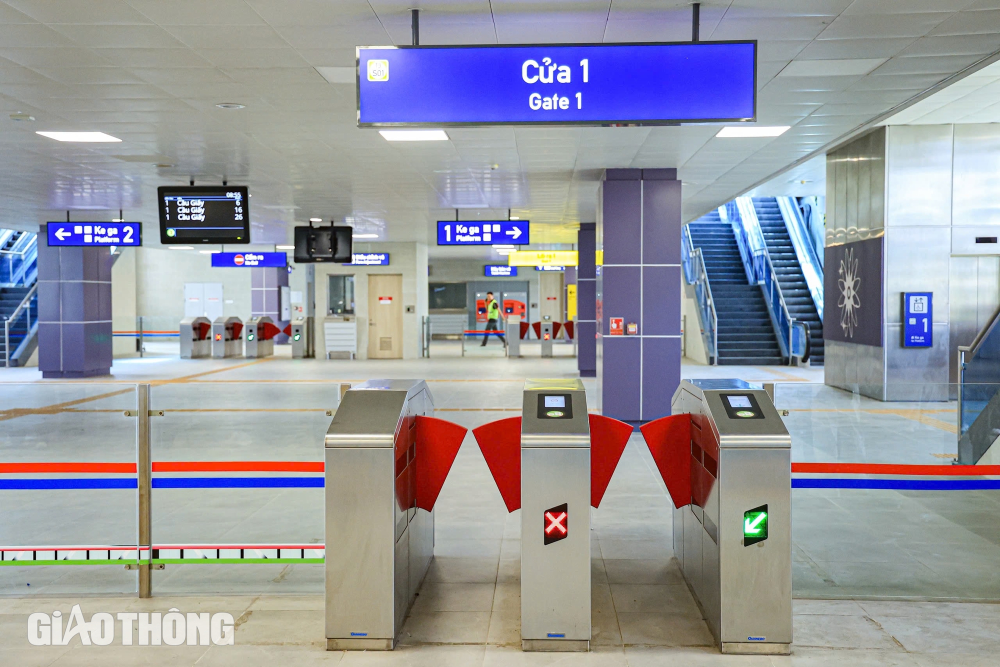 Cận cảnh metro Nhổn - ga Hà Nội trước ngày vận hành thương mại- Ảnh 1.