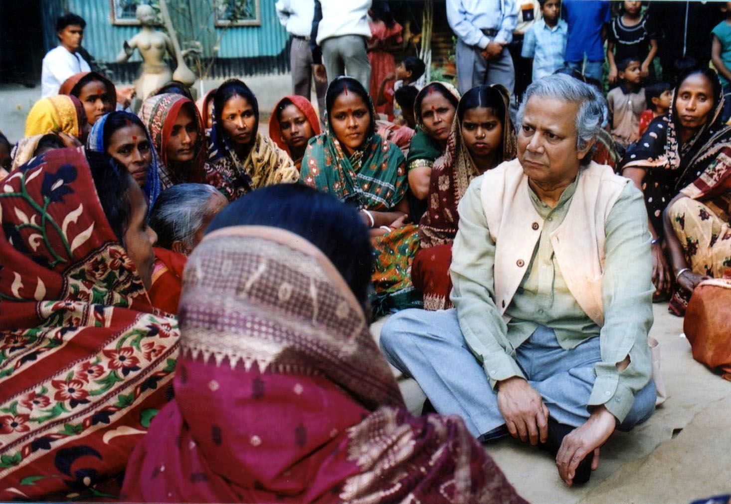 Bangladesh chọn chủ nhân Nobel Kinh tế làm người đứng đầu Chính phủ lâm thời- Ảnh 2.