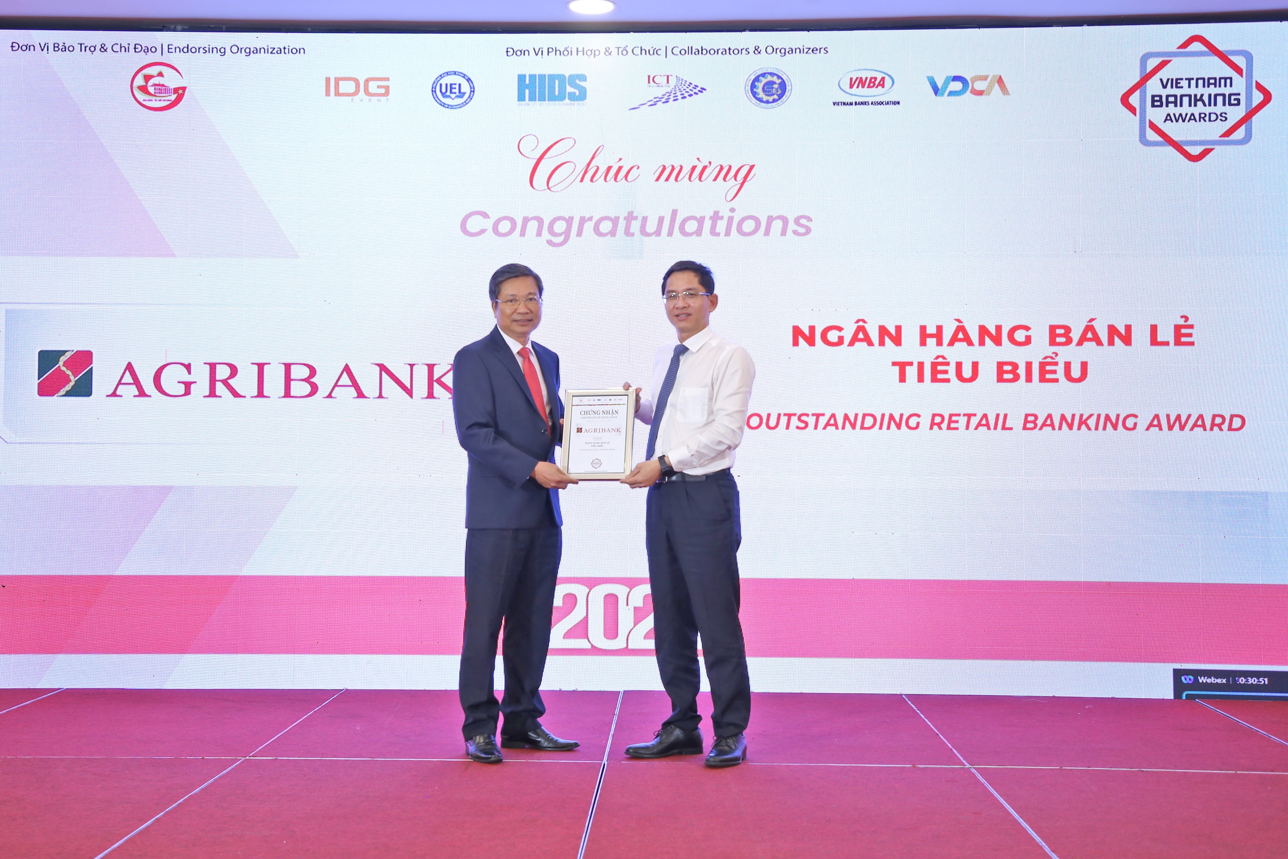 Agribank được vinh danh ba giải thưởng Ngân hàng Việt Nam tiêu biểu 2024- Ảnh 2.