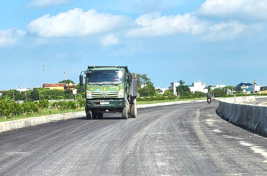 Gỡ "nút thắt" để dự án đường vành đai phía Nam TP Thái Bình sớm về đích- Ảnh 2. Gỡ "nút thắt" để dự án đường vành đai phía Nam TP Thái Bình sớm về đích- Ảnh 2.