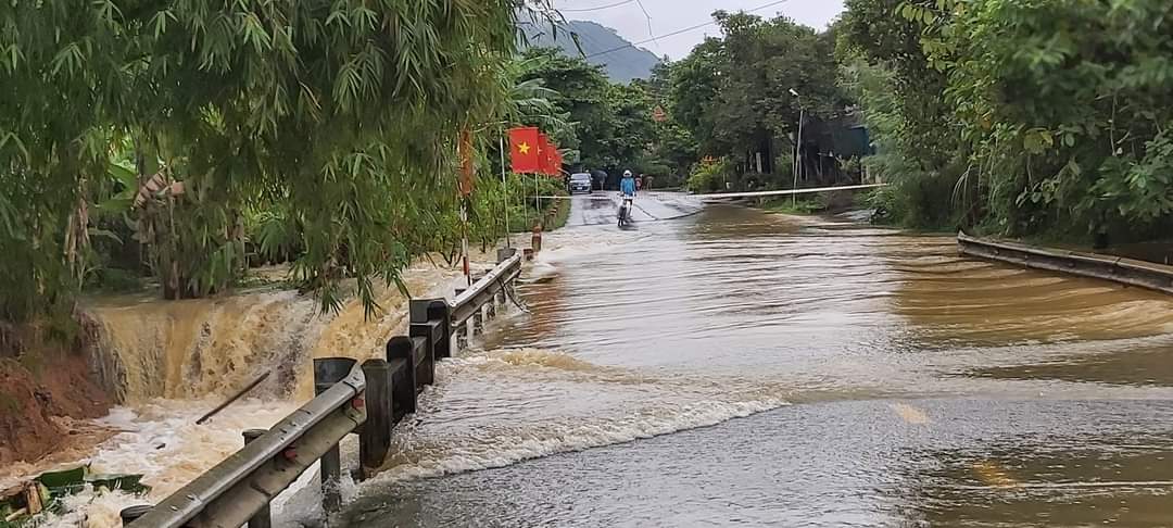 Tuyên Quang: Lũ sông Lô vượt mức báo động 3, gây ngập úng trên diện rộng- Ảnh 5.