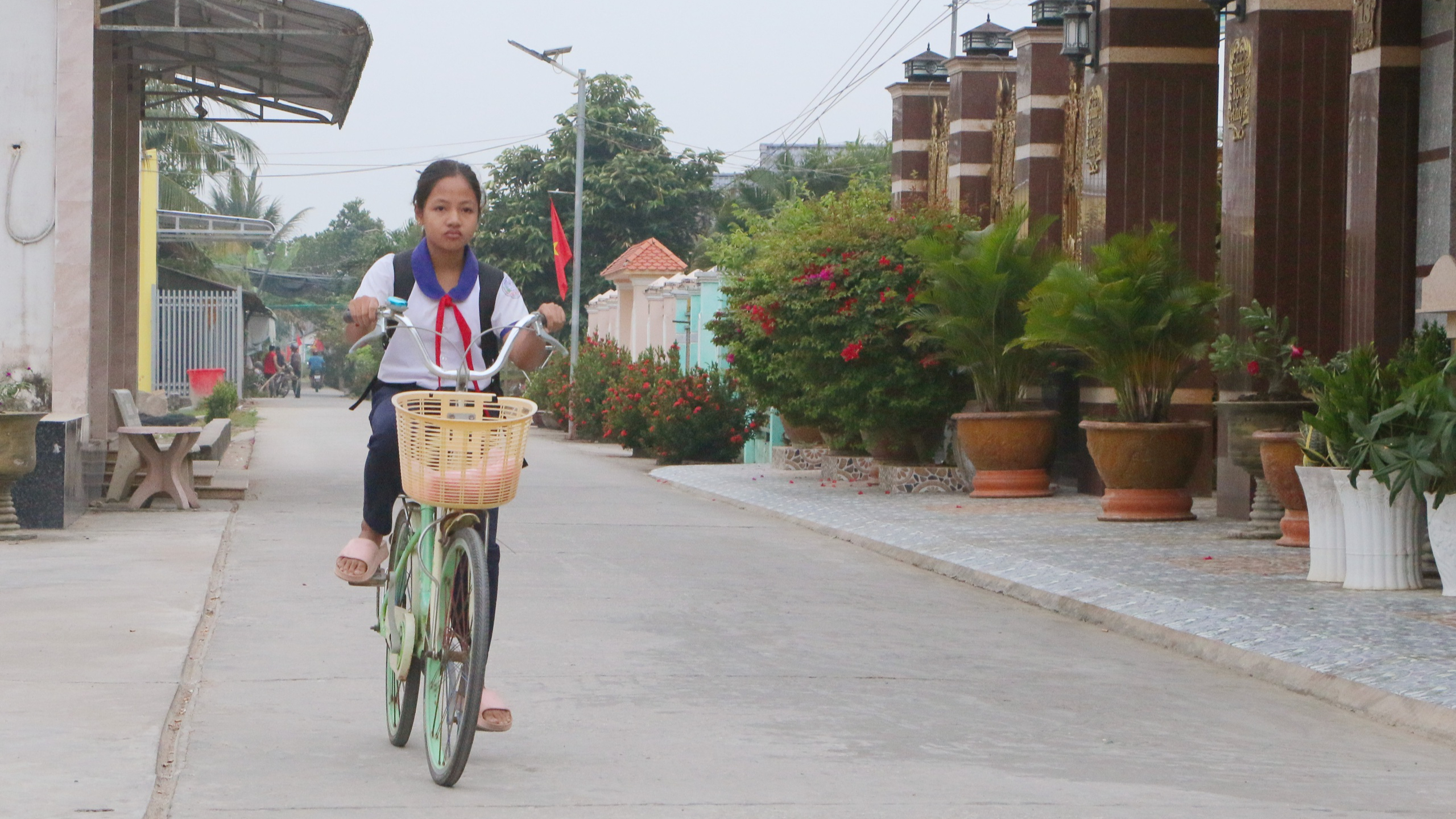 Sóc Trăng: Chú trọng phát triển hạ tầng giao thông vùng đồng bào dân tộc thiểu số- Ảnh 1.