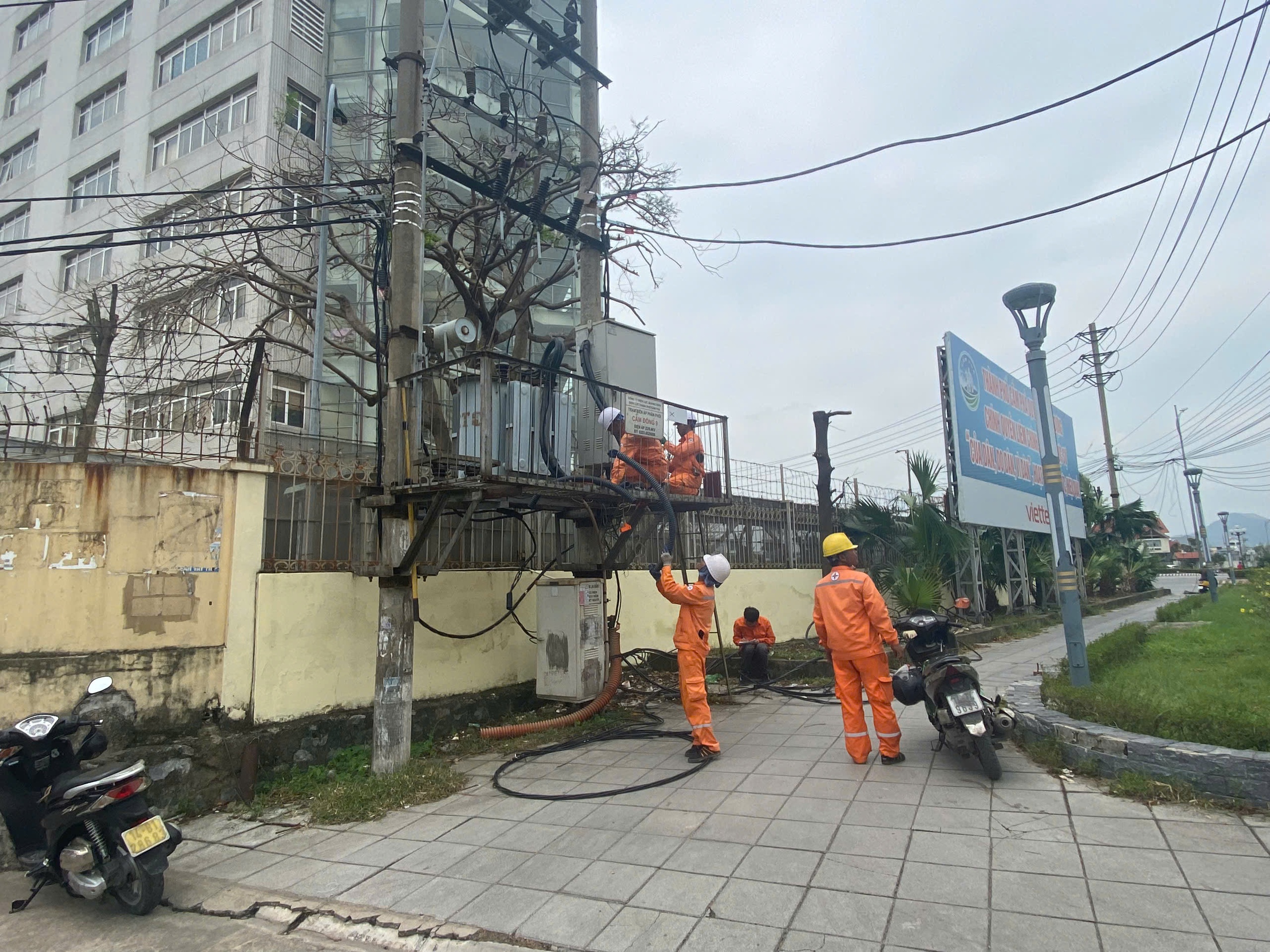 Quảng Ninh triển khai đề án khôi phục, tái thiết kinh tế sau bão- Ảnh 2.