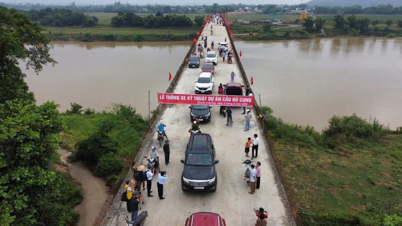 Người lái đò trên sông Lam vui mừng vì sắp... thất nghiệp- Ảnh 3.