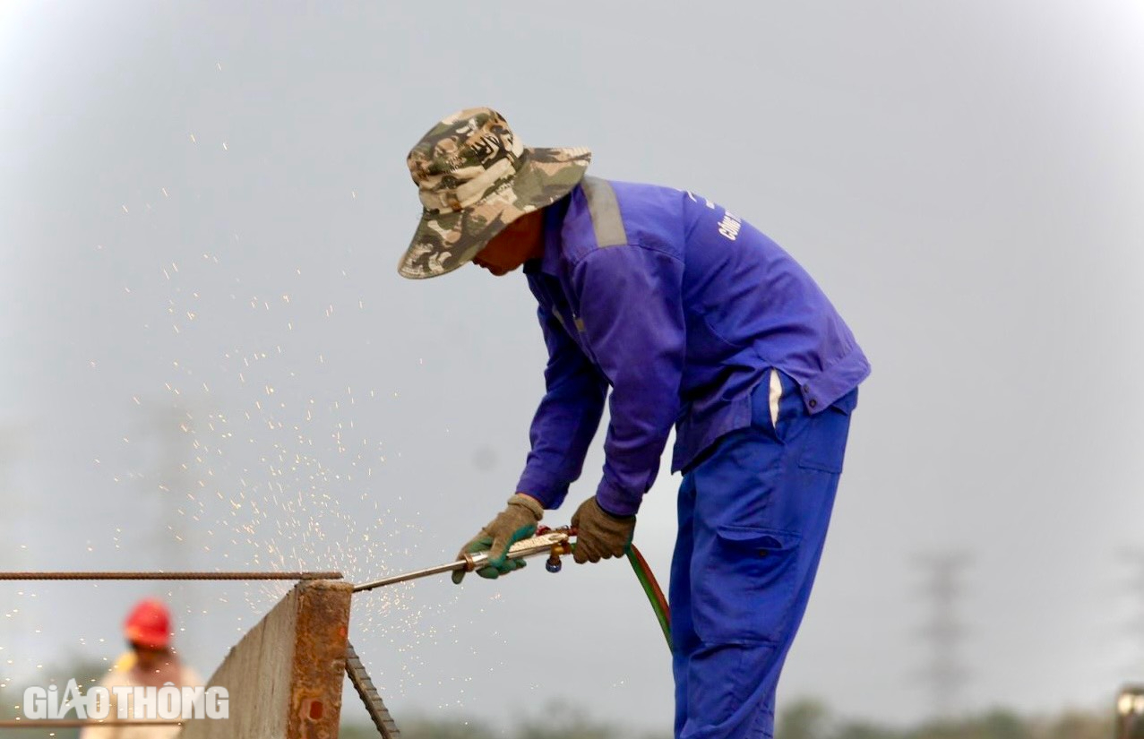 Hình ảnh đẹp tại các công trình trọng điểm ở Đồng Nai dịp nghỉ lễ 2/9- Ảnh 6.