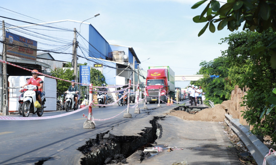 Khắc phục sạt lở quốc lộ 80 qua Cần Thơ trong quý IV/2024- Ảnh 1.