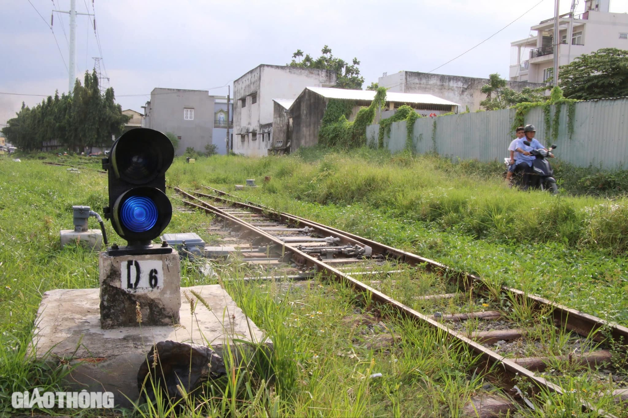 Cận cảnh ga Bình Triệu "treo" hơn 20 năm đang điều chỉnh thành ga metro- Ảnh 12.