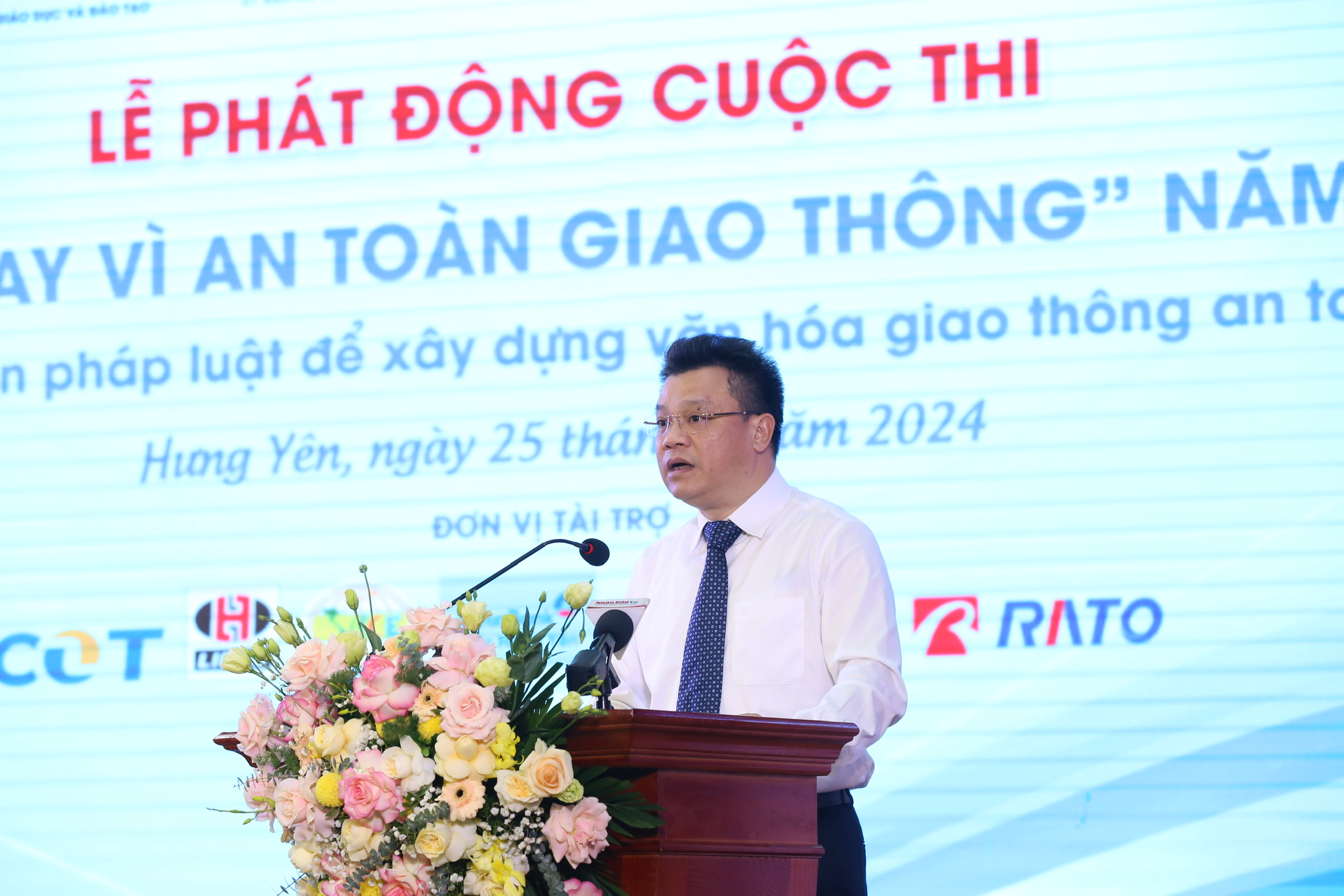 Phát động cuộc thi "Chung tay vì an toàn giao thông" năm 2024- Ảnh 2.