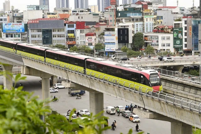 Hà Nội: Xe buýt, metro dừng hoạt động tránh bão số 3 đổ bộ- Ảnh 1.