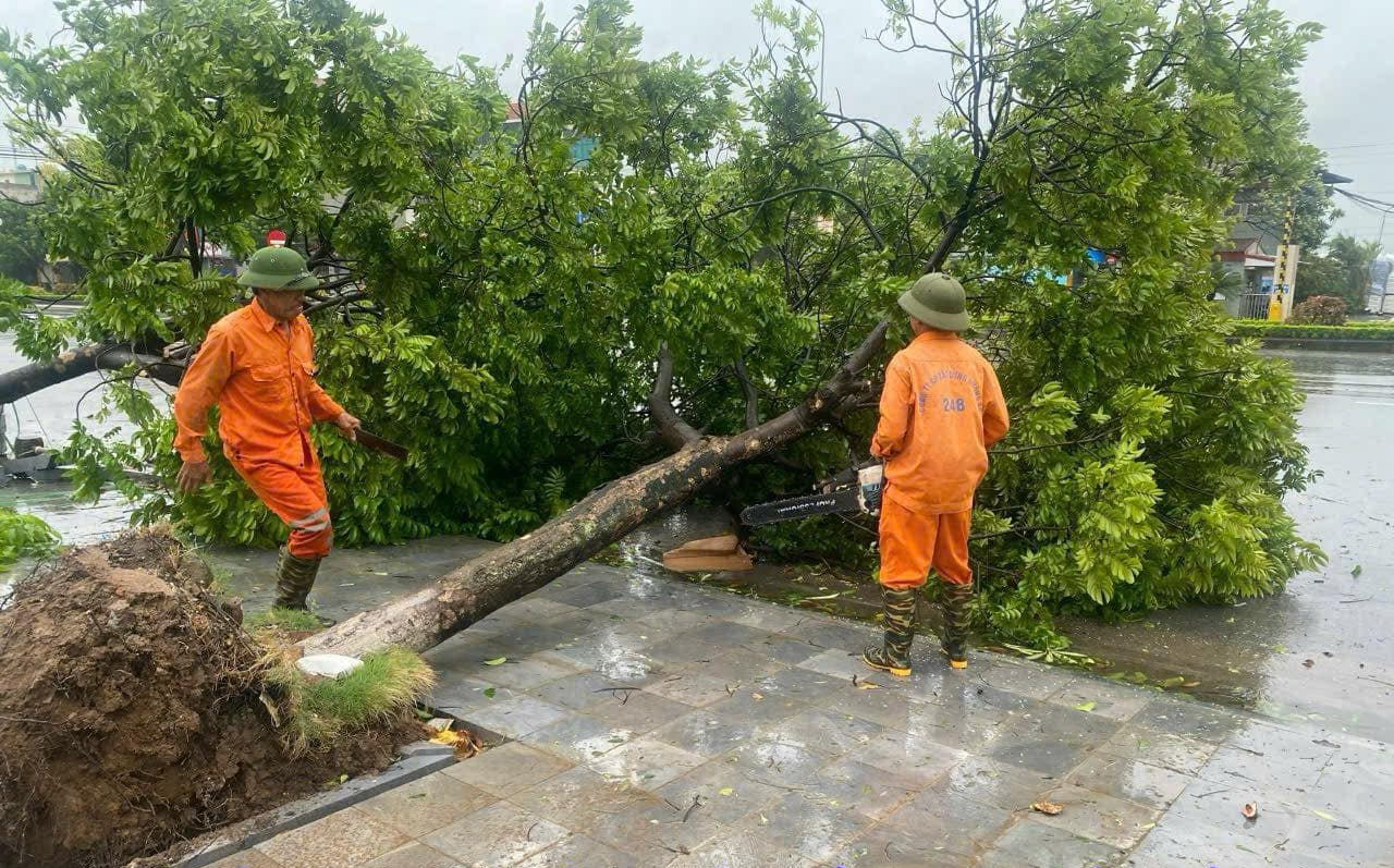 Trắng đêm hỗ trợ hàng trăm hộ dân "chạy" lũ tại Bắc Giang- Ảnh 16.