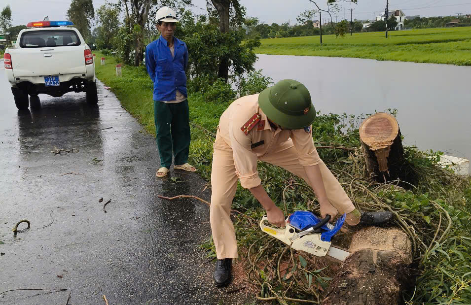 Thái Bình, Nam Định tập trung thông đường các tuyến chính sau bão- Ảnh 3.