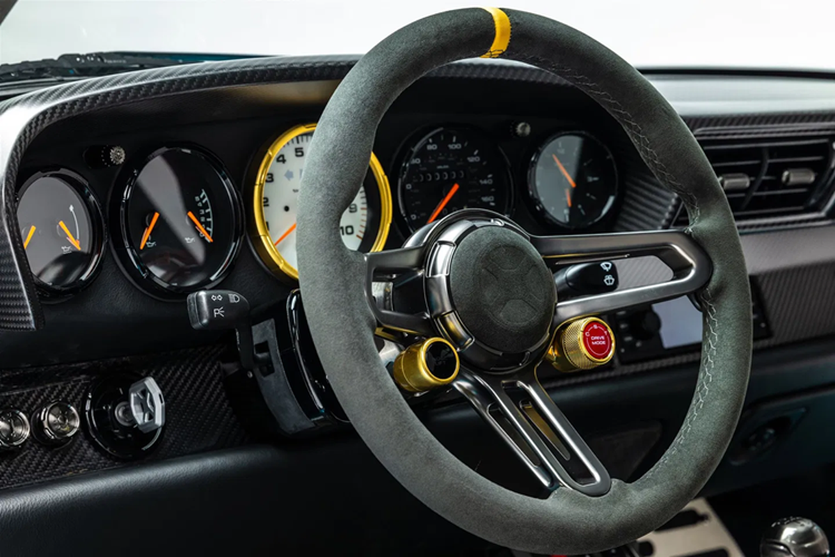 Xế cổ Porsche 911 mạnh mẽ hơn khi qua tay hãng độ- Ảnh 8.
