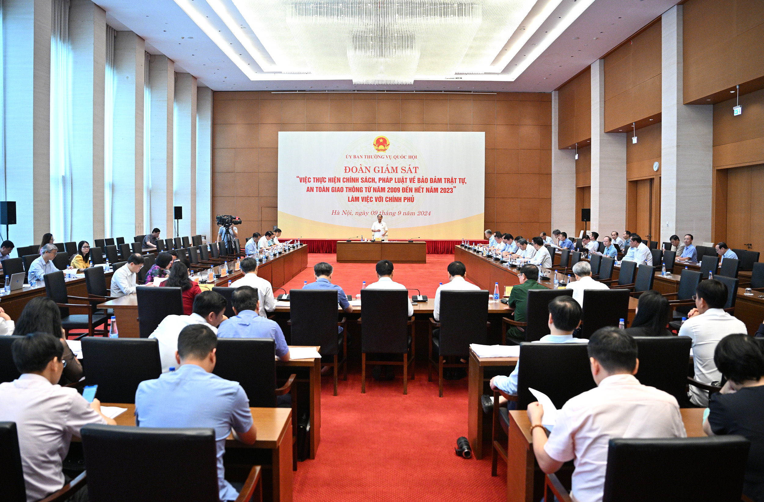 Phó chủ tịch Quốc hội: Nghiên cứu sử dụng tàu bay không người lái- Ảnh 2. Phó chủ tịch Quốc hội: Nghiên cứu sử dụng tàu bay không người lái- Ảnh 2.