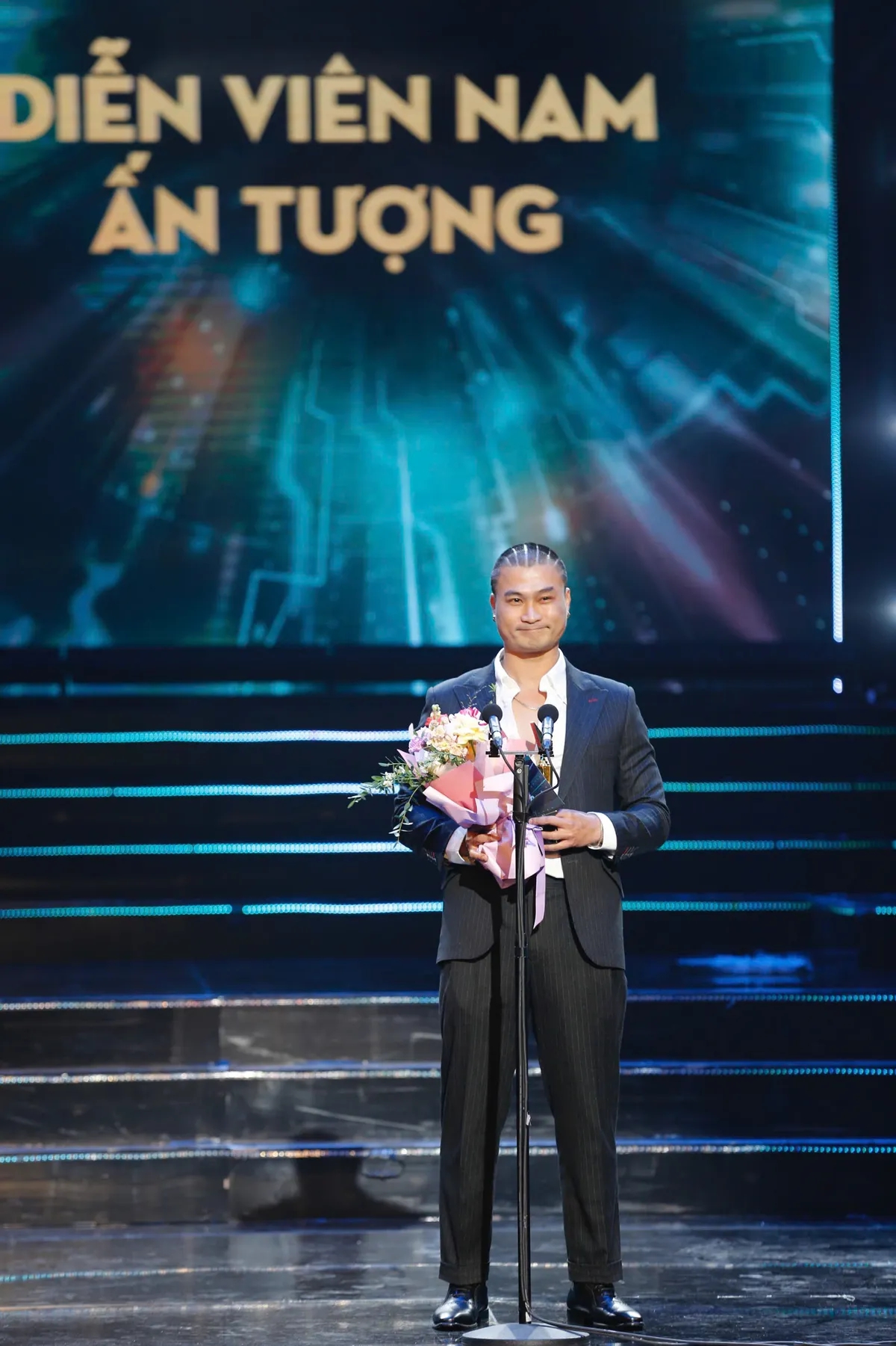 Diễn viên Thanh Hương, Duy Hưng chiến thắng ở giải thưởng VTV Awards- Ảnh 2.