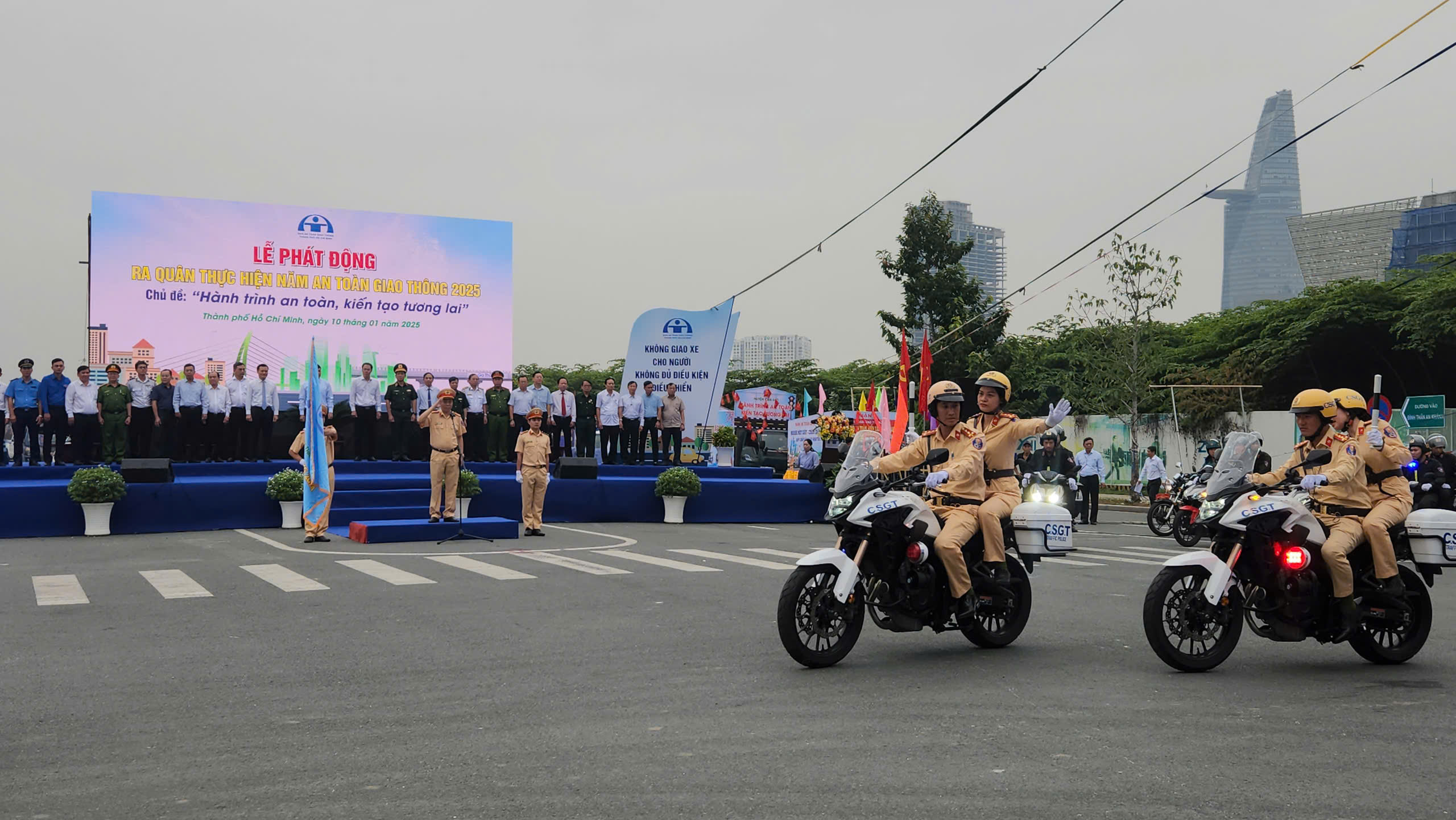 Vui xuân, đón Tết từ "Hành trình an toàn, kiến tạo tương lai" tại TP.HCM- Ảnh 3.