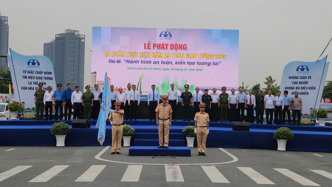 Vui xuân, đón Tết từ "Hành trình an toàn, kiến tạo tương lai" tại TP.HCM- Ảnh 1.