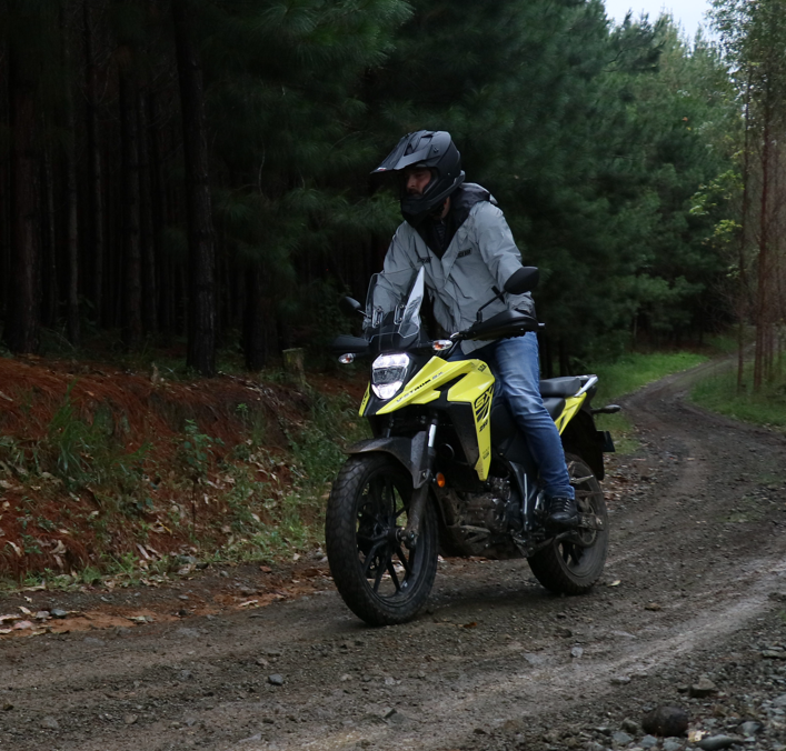 Suzuki V-STROM 250SX: Lựa chọn mới cho giới đam mê off-road tại Việt Nam- Ảnh 3.