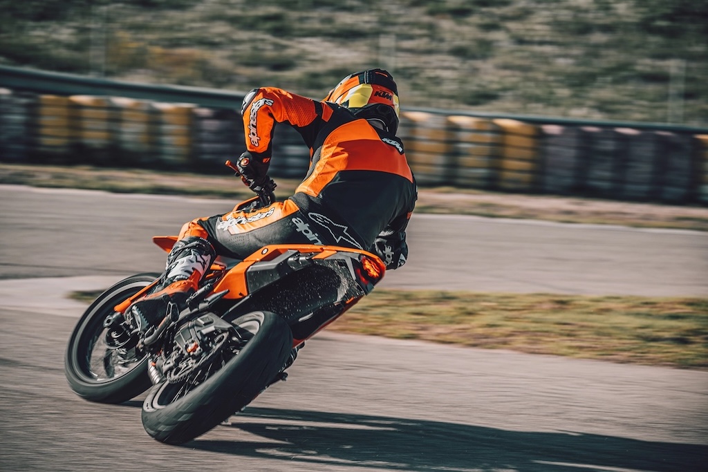 Mô tô KTM 390 SMC R ra mắt với nhiều trang bị mới- Ảnh 6.