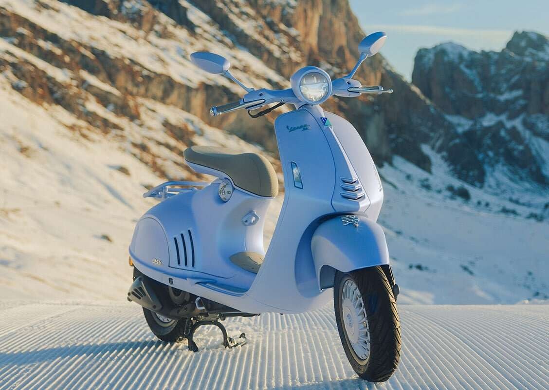 Vespa 946 có thêm phiên bản Tết Ất Tỵ 2025- Ảnh 1.