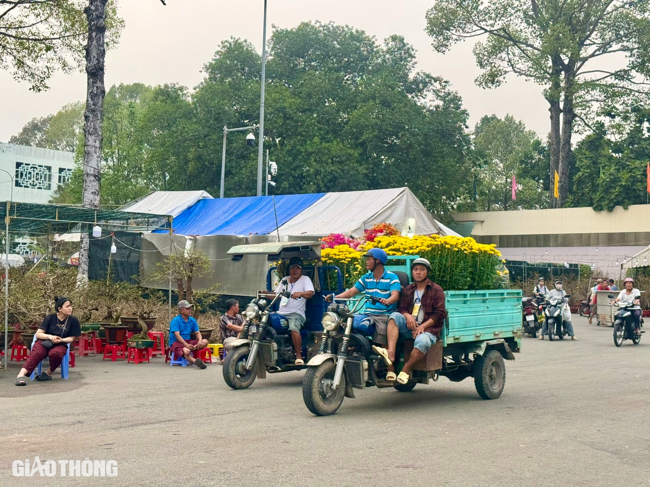 Chợ hoa Đồng Nai: Người xem đông, người mua ít- Ảnh 7.