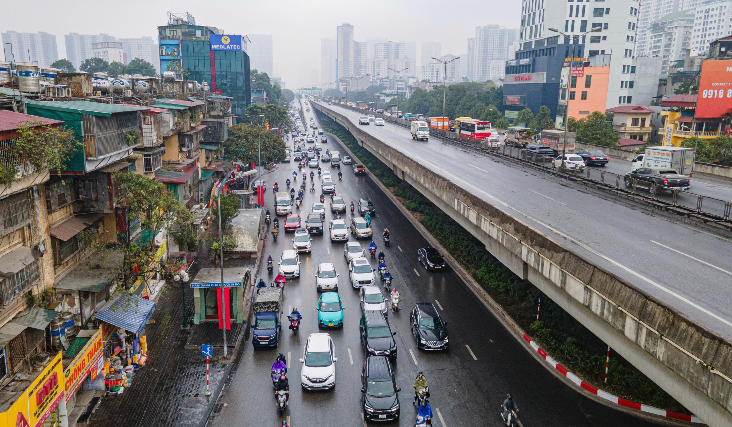 Hà Nội: Giao thông giảm nhiệt ngày đầu nghỉ tết Nguyên đán Ất Tỵ- Ảnh 14.